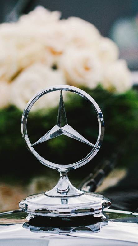 Mercedes Benz logo